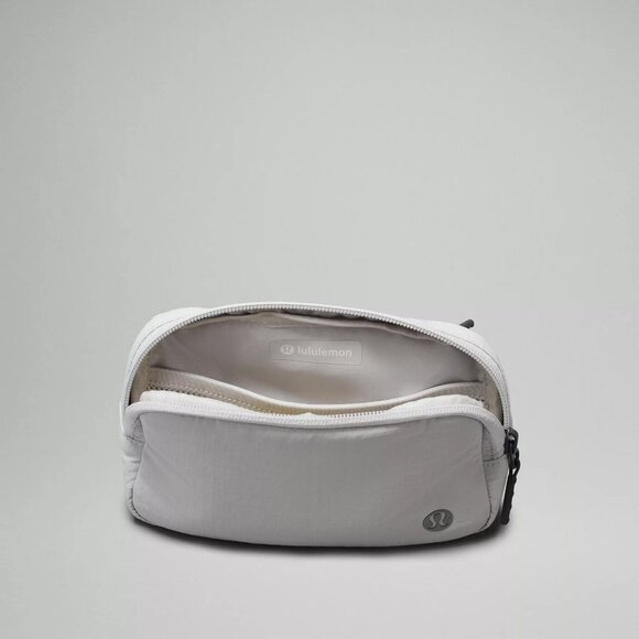 Lululemon Everywhere Belt Bag Mini Ripstop - Picture 5 of 7